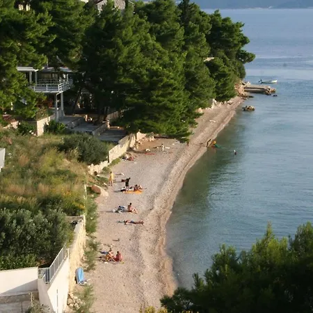Nemira 15727e Daire Omiš